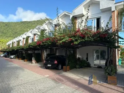Casa com 2 Quartos à venda, 73m² no Armação do Pântano do Sul, Florianópolis