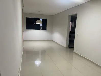 Apartamento com 3 Quartos para alugar, 80m² no Santa Mônica, Uberlândia