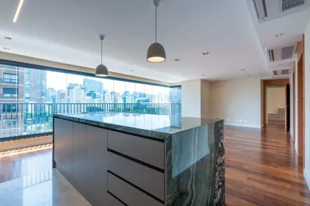 Apartamento com 2 Quartos para venda ou aluguel, 147m² no Vila Nova Conceição, São Paulo