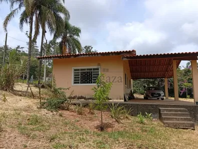 Fazenda/Sítio com 2 Quartos à venda, 80m² no Centro, São José dos Campos
