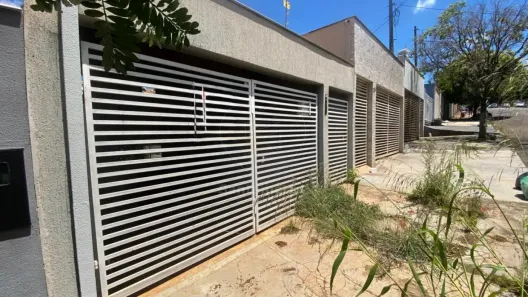 Casa com 2 Quartos à venda, 60m² no Colúmbia, Londrina