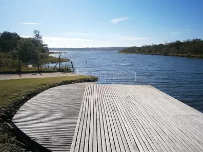 com 3 Quartos para alugar, 300m² no Itirapina, Brotas