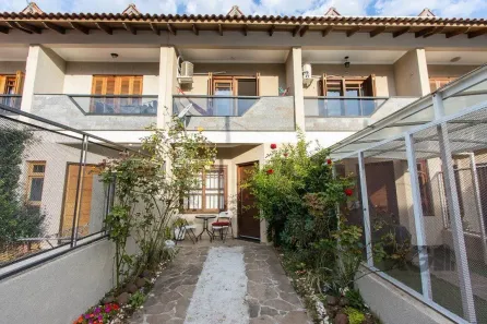 Casa com 3 Quartos à venda, 93m² no Hípica, Porto Alegre