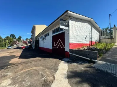 Galpão/Depósito/Armazém à venda, 200m² no Petrópolis, Passo Fundo