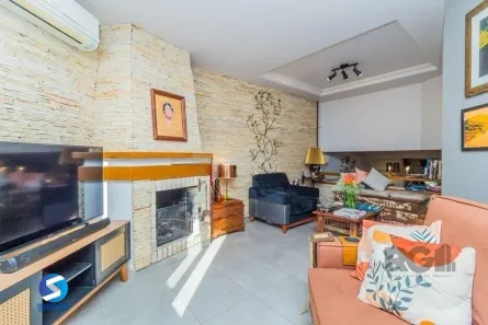 Casa de Condomínio com 3 Quartos à venda, 384m² no Nonoai, Porto Alegre