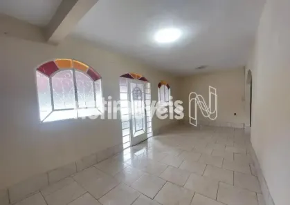 Casa com 3 Quartos à venda, 100m² no Nações Unidas, Sabará
