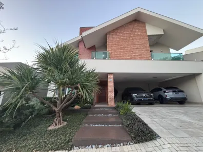 Casa de Condomínio com 4 Quartos para alugar, 400m² no Zona 08, Maringá