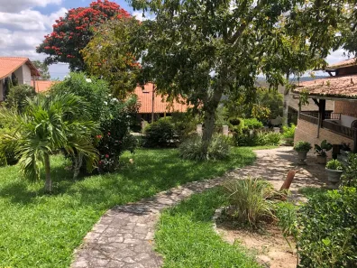 Casa de Condomínio com 3 Quartos à venda, 245m² no Campos do Jordão, Gravatá