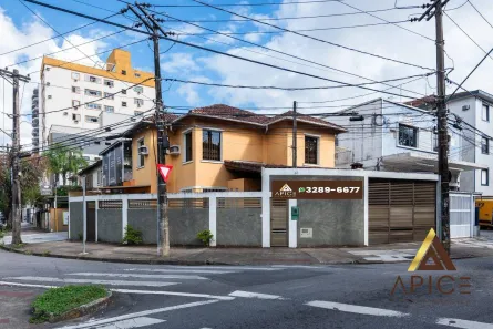 Casa com 3 Quartos para venda ou aluguel, 221m² no Embaré, Santos