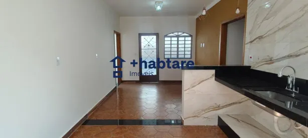 Casa com 3 Quartos para alugar, 180m² no Jardim Santa Izabel, Hortolândia