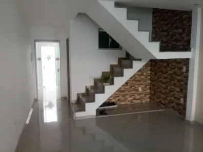 Casa de Condomínio com 3 Quartos à venda, 180m² no Jardim Alvorada, Nova Iguaçu