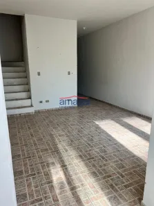 Casa com 2 Quartos para alugar, 130m² no Cidade Jardim, Jacareí