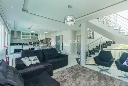 Casa com 4 Quartos para alugar, 362m² no Jardim Leopoldina, Porto Alegre