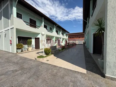Casa com 2 Quartos à venda, 80m² no Jardim Bela Vista, Caraguatatuba