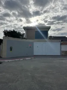 Sobrado com 2 Quartos à venda, 201m² no Araçás, Vila Velha