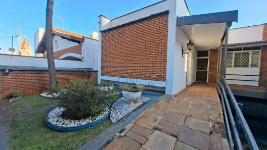 Casa com 5 Quartos para venda ou aluguel, 324m² no Cidade Jardim, Piracicaba