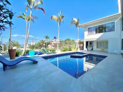 Casa com 5 Quartos à venda, 330m² no Coqueiros, Florianópolis