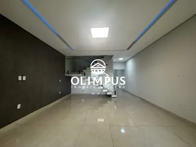 Casa com 3 Quartos para alugar, 125m² no Aclimação, Uberlândia