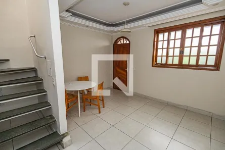 Casa com 2 Quartos à venda, 72m² no Santa Amélia, Belo Horizonte