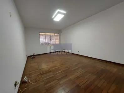 Sobrado com 3 Quartos para alugar, 208m² no Vila Olímpia, São Paulo