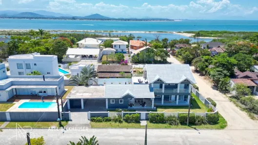 Sobrado com 2 Quartos à venda, 714m² no Do Ubatuba, São Francisco do Sul
