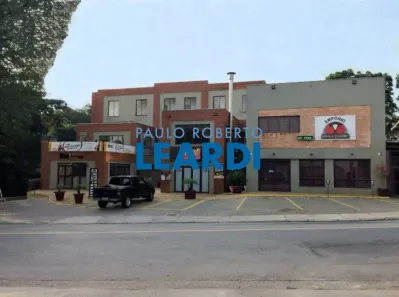 Ponto Comercial à venda, 177m² no Chácara São João, Carapicuíba
