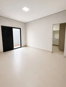 Casa de Condomínio com 3 Quartos à venda, 180m² no Estância dos Ipês, Uberaba