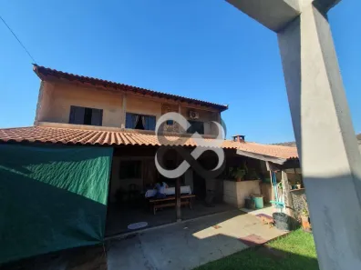 Casa com 3 Quartos à venda, 150m² no Conjunto Café, Londrina