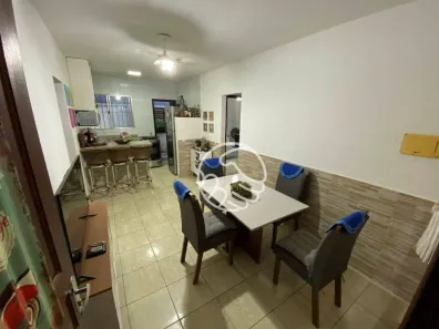 Casa com 3 Quartos à venda, 250m² no Santa Mônica, Guarapari