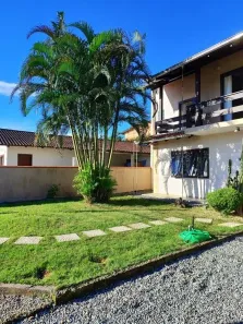 Sobrado com 3 Quartos à venda, 170m² no Vila Nova, Joinville