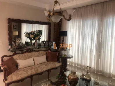 Sobrado com 4 Quartos à venda, 330m² no Jardim Virginia Bianca, São Paulo