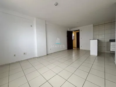 Apartamento com 2 Quartos para alugar, 60m² no Itaperi, Fortaleza