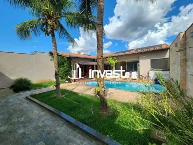 Casa com 4 Quartos à venda, 351m² no Parque do Mirante, Uberaba