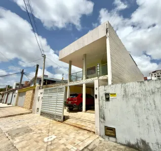 Sobrado com 5 Quartos à venda, 225m² no Nova Parnamirim, Parnamirim