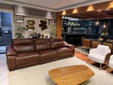 Apartamento com 3 Quartos para alugar, 134m² no Vila Olímpia, São Paulo