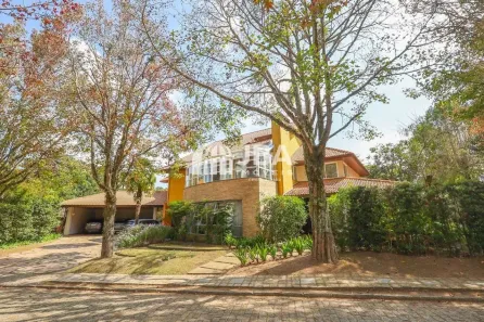 Casa de Condomínio com 4 Quartos à venda, 650m² no Uberaba, Curitiba