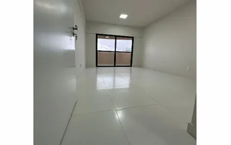 Apartamento com 3 Quartos para alugar, 78m² no Lagoa Nova, Natal