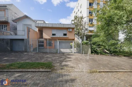 Casa com 3 Quartos à venda, 326m² no Petrópolis, Porto Alegre