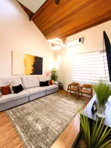 Sobrado com 2 Quartos à venda, 207m² no Jardim Guaporé, Maringá