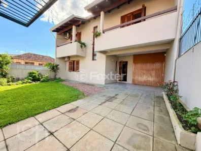 Casa com 3 Quartos à venda, 177m² no Fátima, Canoas