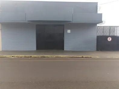 Galpão/Depósito/Armazém para alugar, 380m² no Estação, Franca