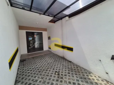 Casa com 2 Quartos para alugar, 65m² no Velha Central, Blumenau