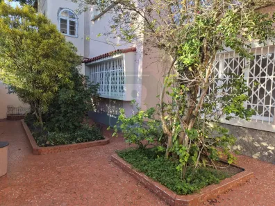 Casa com 4 Quartos para alugar, 300m² no São Francisco, Niterói
