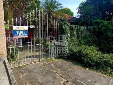 Casa com 4 Quartos à venda, 560m² no Maria Paula, Niterói
