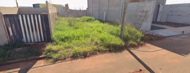 Lote/Terreno à venda, 250m² no Grand Ville, Uberlândia