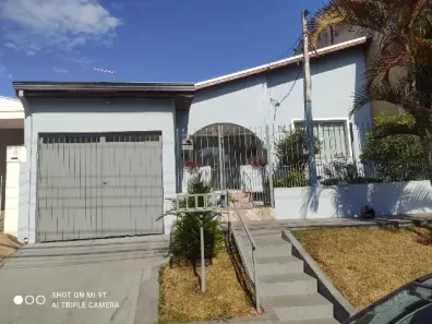 Casa com 2 Quartos à venda, 133m² no Centro, Itapetininga