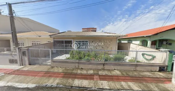 Casa com 6 Quartos à venda, 250m² no Real Parque, São José