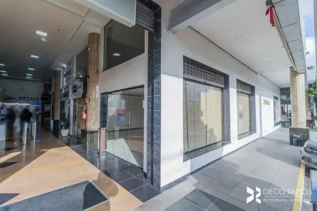 Ponto Comercial para alugar, 74m² no Cavalhada, Porto Alegre