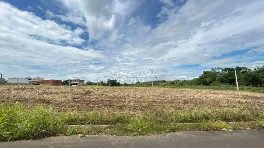 Lote/Terreno à venda, 239m² no Centro (Ártemis), Piracicaba