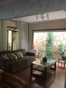 Casa com 3 Quartos à venda, 209m² no Jardim Paraventi, Guarulhos